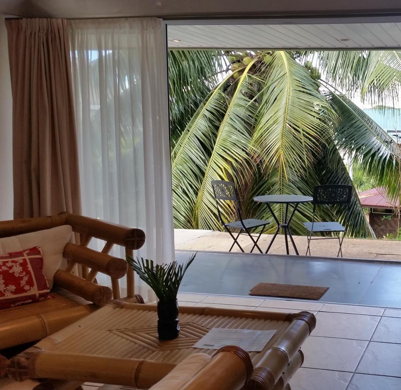 Fare Suisse Tahiti - Guesthouse Papeete  Exterior photo